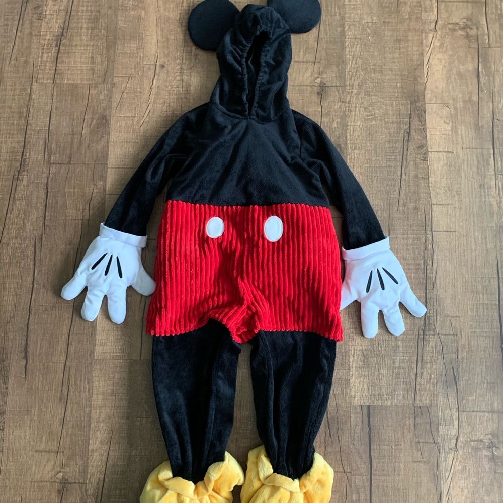 Mickey Mouse Halloween costume size 4